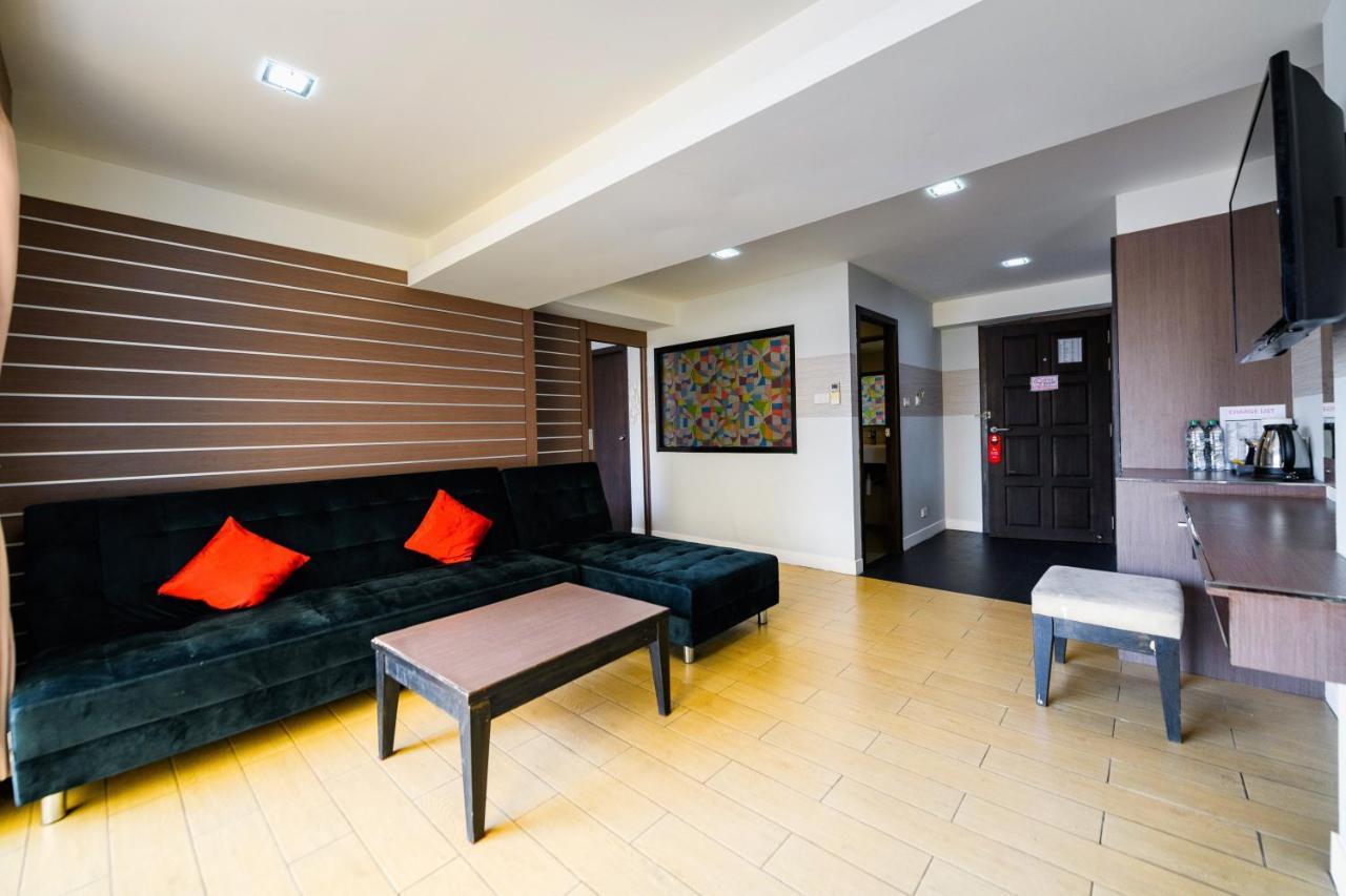 Scandia Beach Hotel Джомтиен Бийч Екстериор снимка