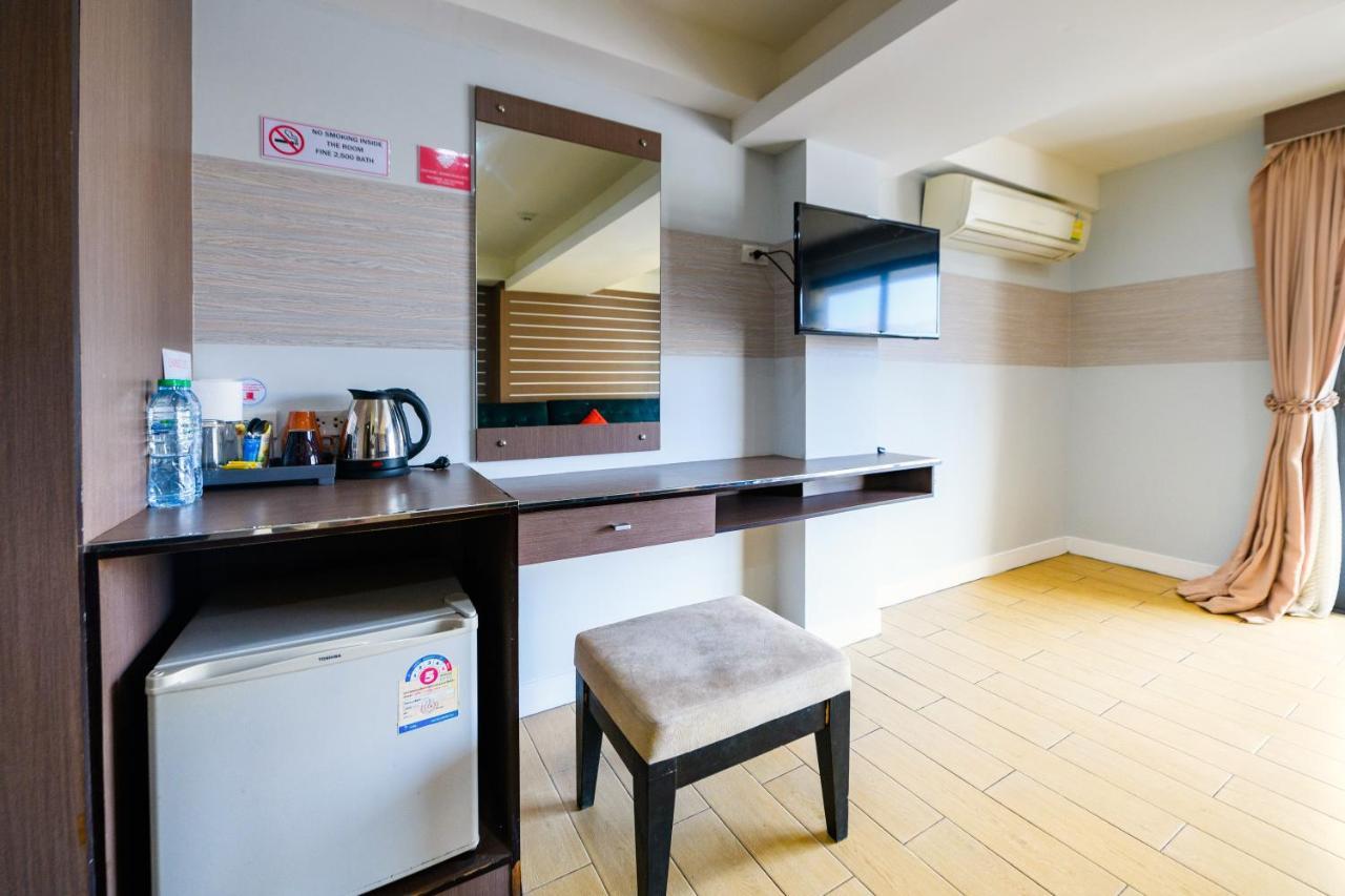 Scandia Beach Hotel Джомтиен Бийч Екстериор снимка