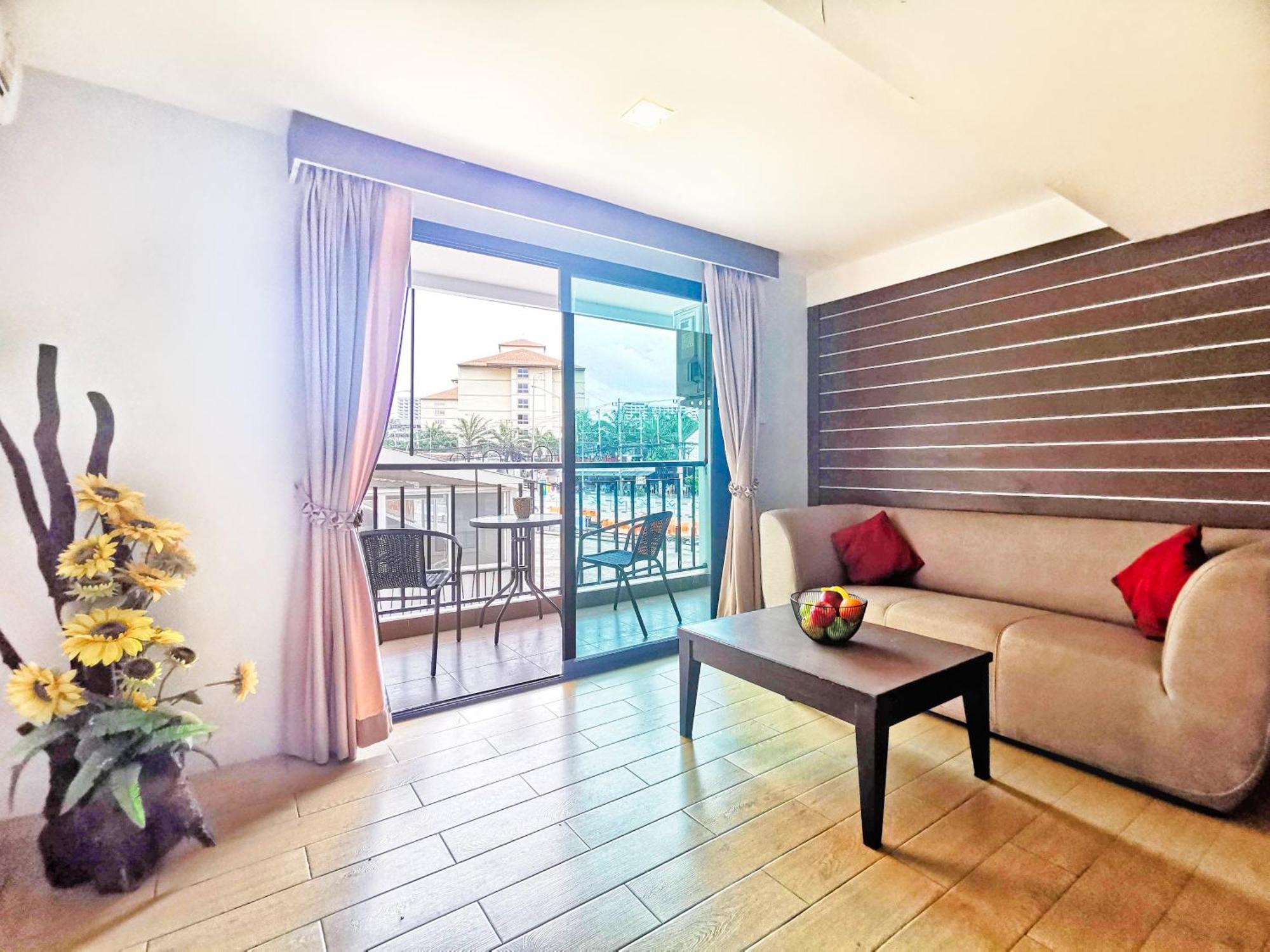Scandia Beach Hotel Джомтиен Бийч Стая снимка