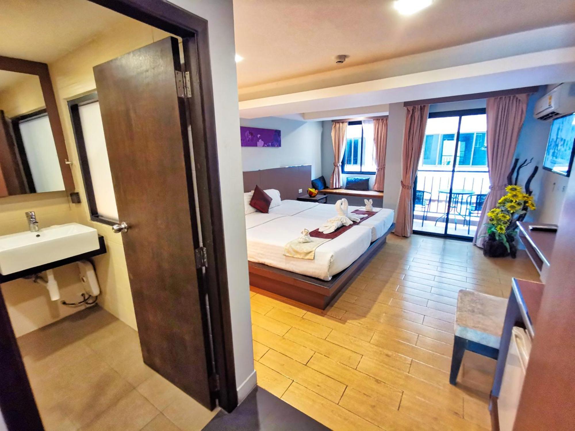 Scandia Beach Hotel Джомтиен Бийч Стая снимка