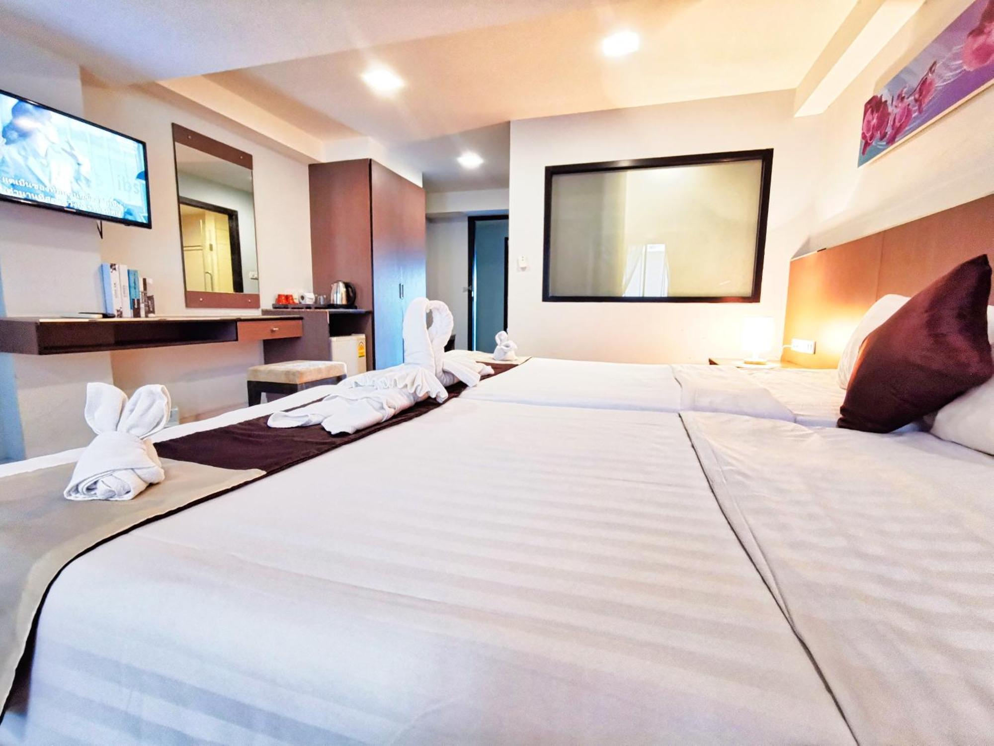 Scandia Beach Hotel Джомтиен Бийч Стая снимка