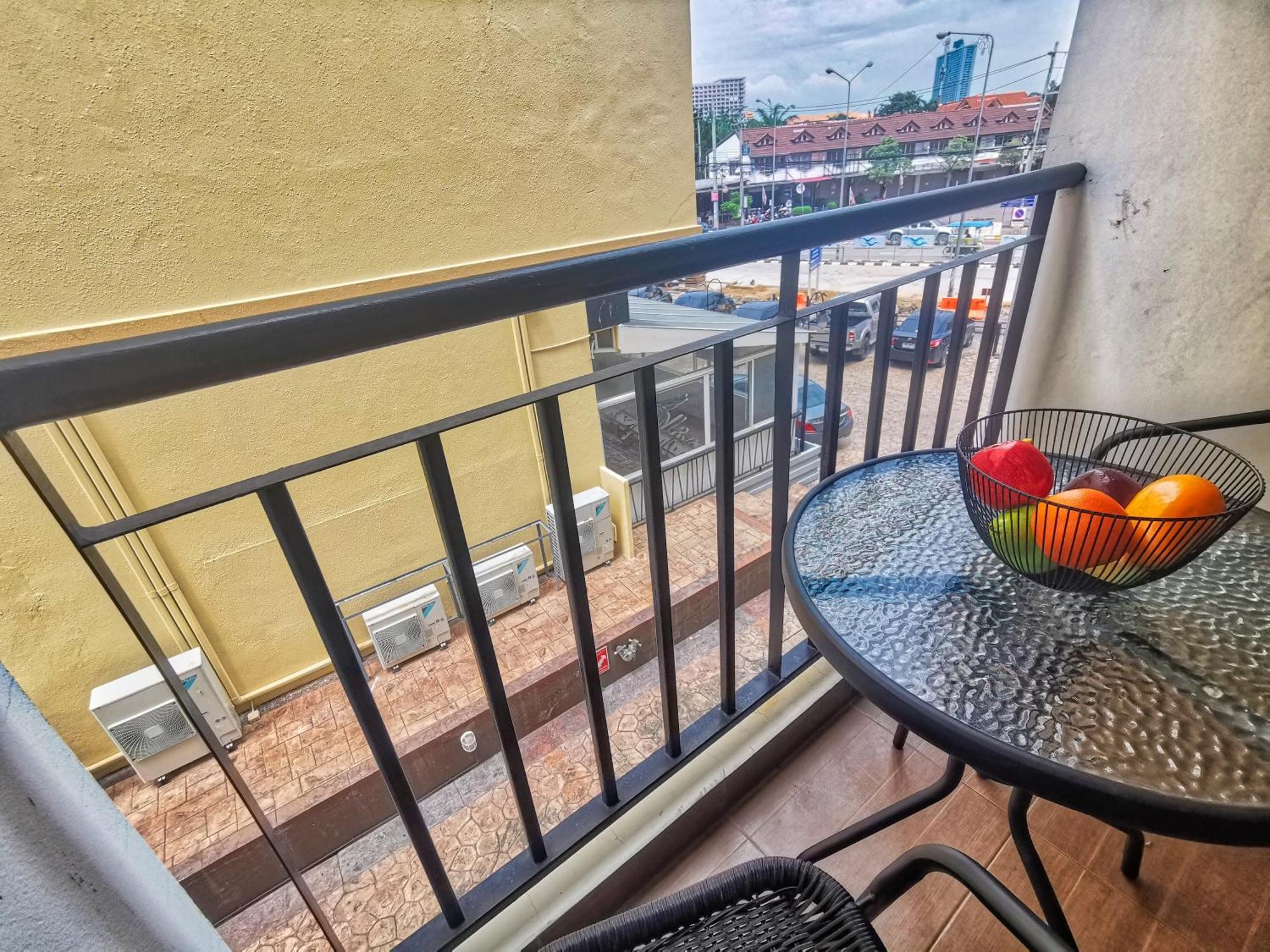 Scandia Beach Hotel Джомтиен Бийч Стая снимка