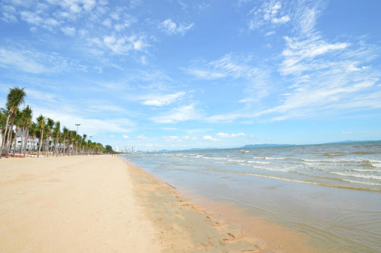 Scandia Beach Hotel Джомтиен Бийч Екстериор снимка