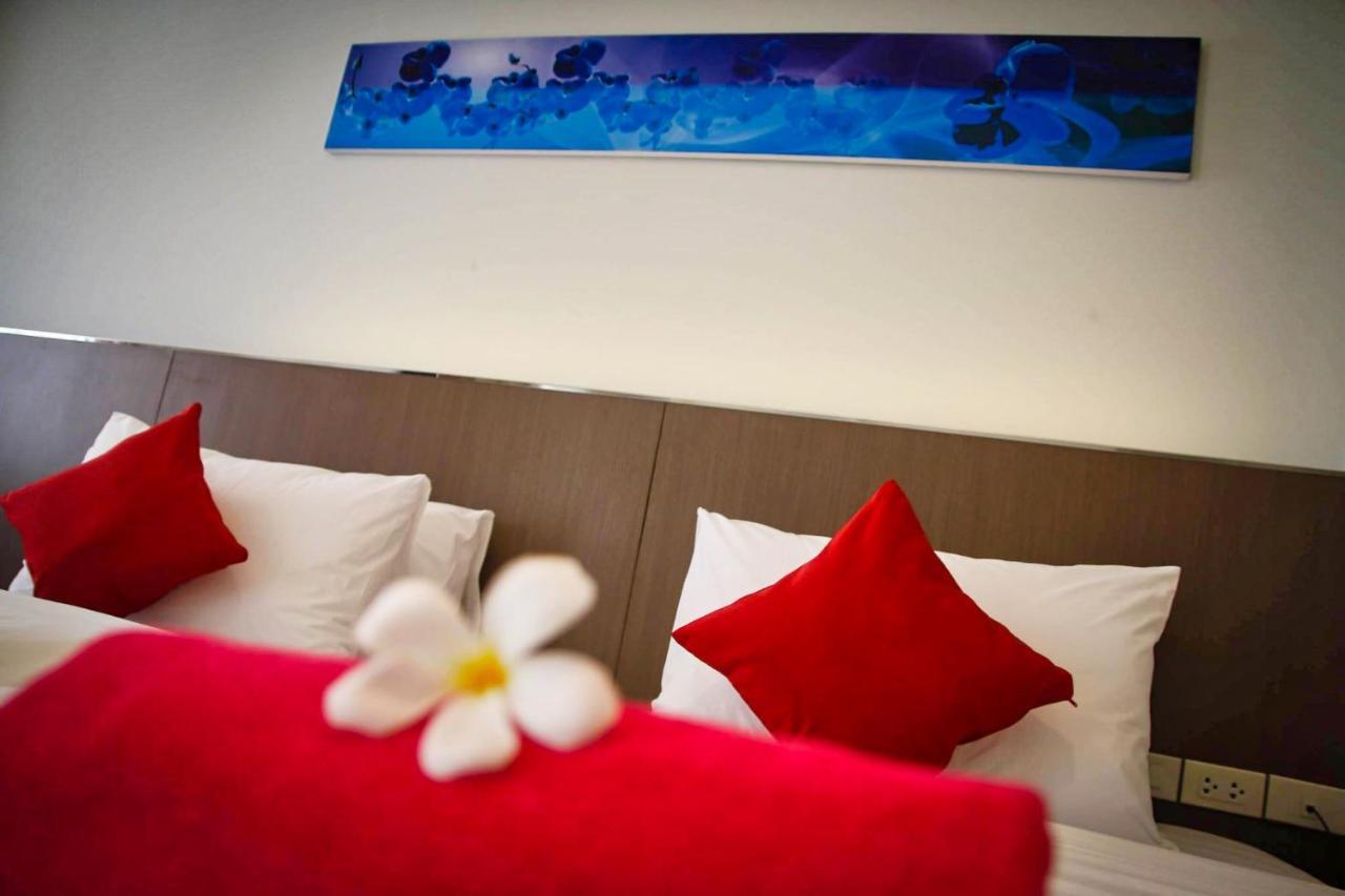 Scandia Beach Hotel Джомтиен Бийч Екстериор снимка